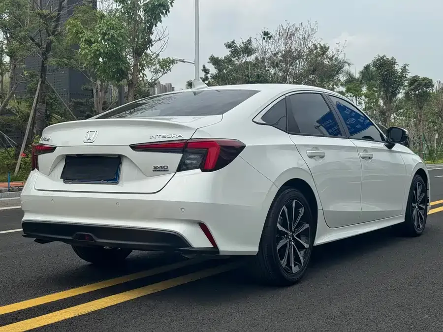 Honda Integra Stylish 2025 240TURBO CVT Technology Edition 2025 — миниатюра 3