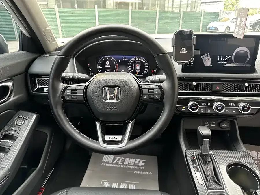 Honda Integra Stylish 2023 240TURBO CVT Deluxe Edition 2025 — миниатюра 3