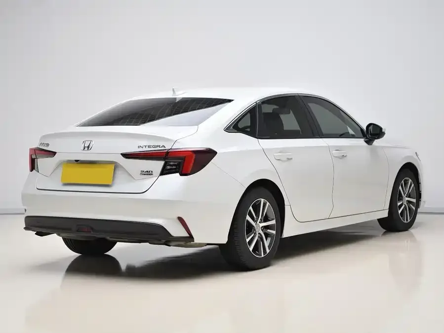 Honda Integra Stylish 2023 240TURBO CVT Technology Edition 2024 — миниатюра 2