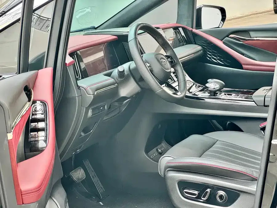 GAC Trumpchi M8 Trumpchi M8 2023 Grandmaster Series 400T Supreme Edition 2023 — миниатюра 2
