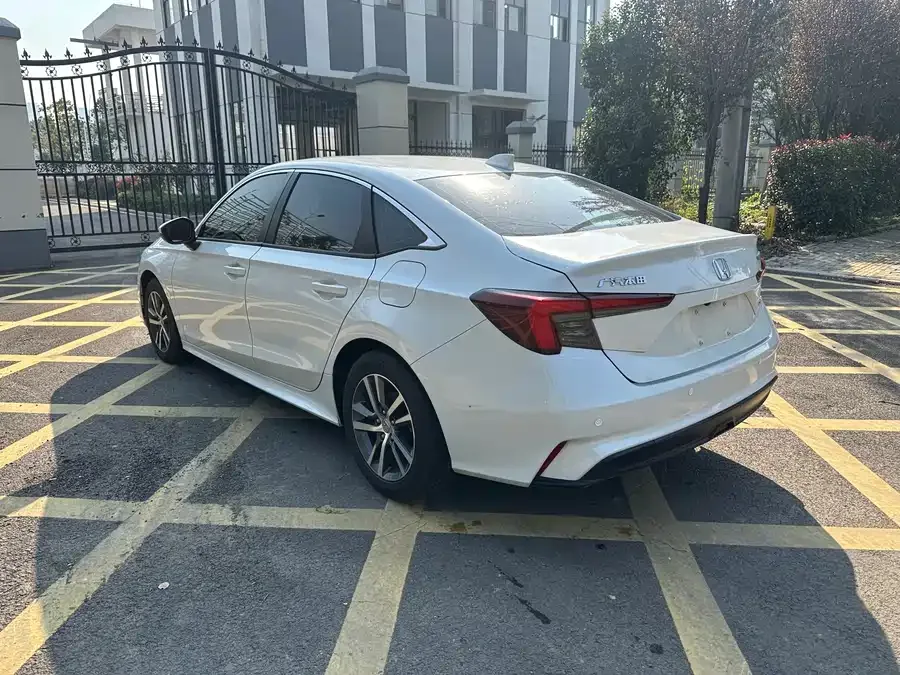 Honda Integra Stylish 2023 240TURBO CVT Technology Edition 2024 — миниатюра 2