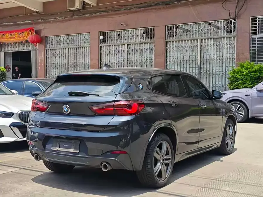 BMW X2 2022 sDrive25i M Sport Package 2022 — миниатюра 2