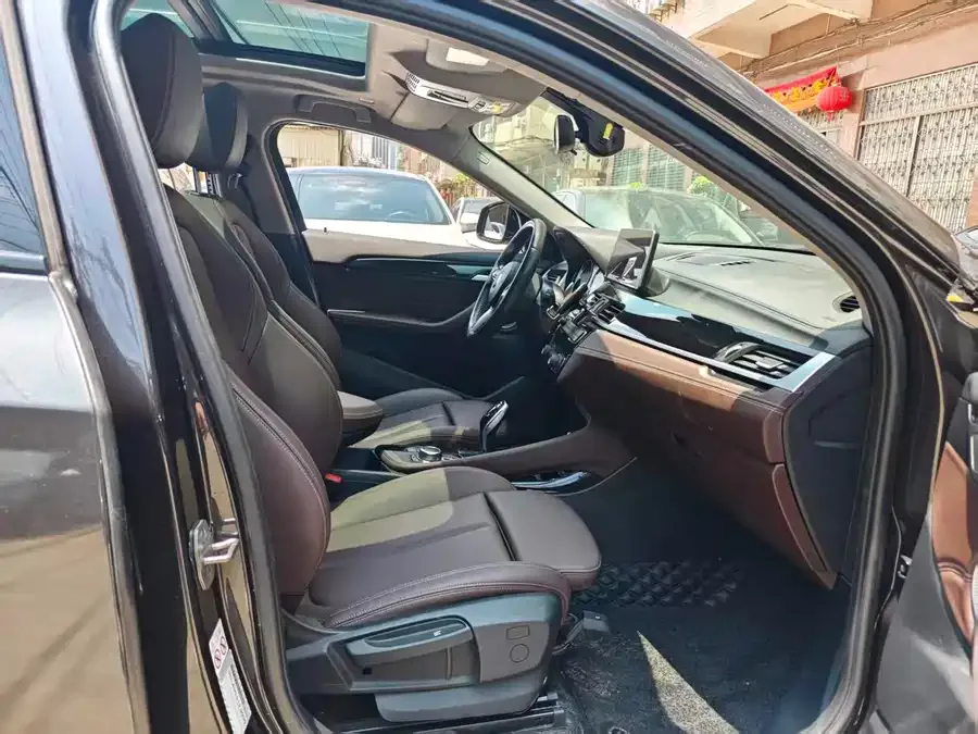 BMW X2 2022 sDrive25i M Sport Package 2022 — миниатюра 4