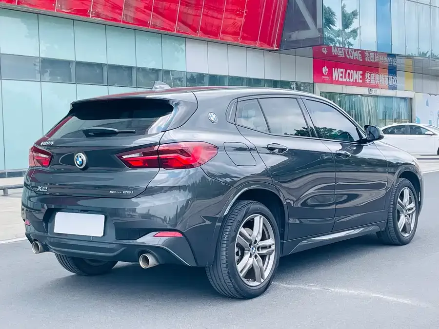 BMW X2 2022 sDrive25i M Sport Package 2022 — миниатюра 2