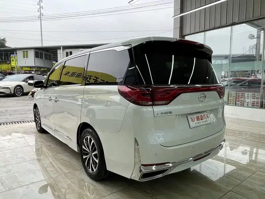 GAC Trumpchi M8 Trumpchi M8 2023 Lingxiu Series 390T Exclusive Edition 2023 — миниатюра 3