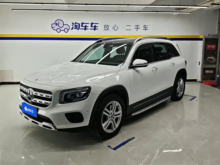 Mercedes-Benz GLB-Class 2023