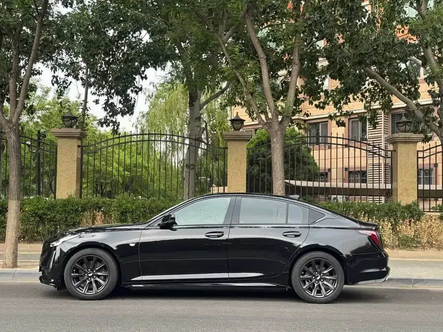 Cadillac CT5 2023 28T Premium Edition 2024 — миниатюра 5