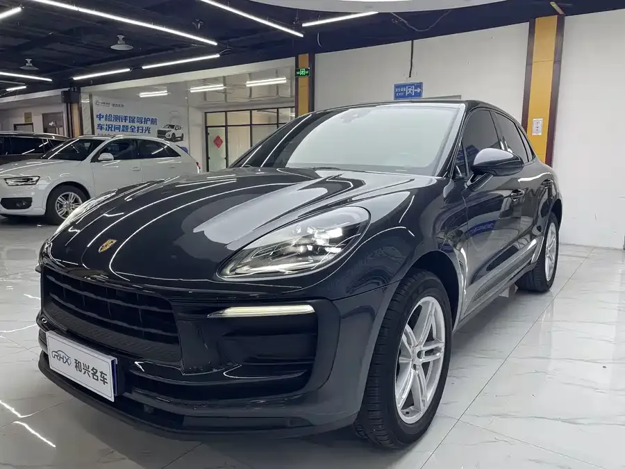Porsche Macan 2024