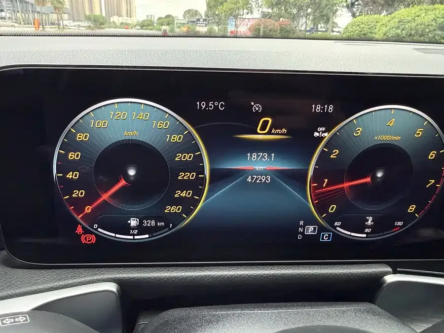 Mercedes-Benz GLB-Class Mercedes-Benz GLB 2022 GLB 200 Dynamic 2023 — миниатюра 4