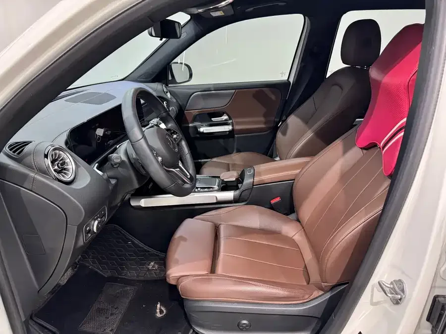 Mercedes-Benz GLB-Class Mercedes-Benz GLB 2023 GLB 220 Dynamic 2023 — миниатюра 3
