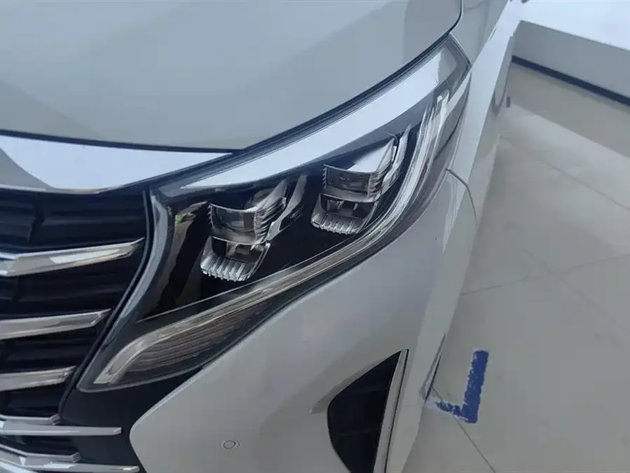 GAC Trumpchi M8 Trumpchi M8 2023 Lingxiu Series 390T Premium Edition 2022 — миниатюра 5