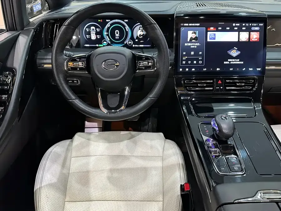 GAC Trumpchi M8 Trumpchi M8 2023 Grandmaster Series Dual Engine Royal Edition 2023 — миниатюра 4