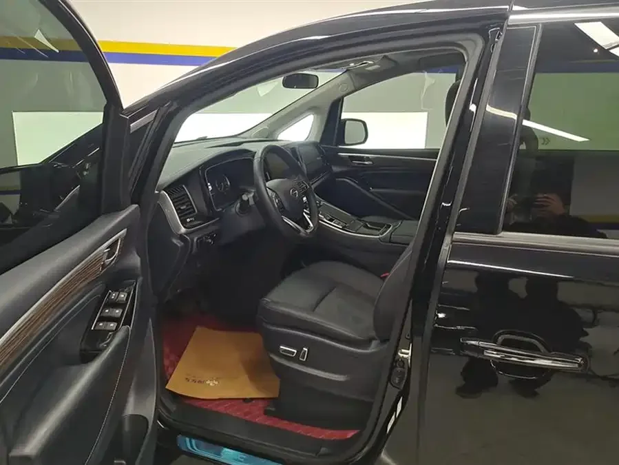 GAC Trumpchi M8 Trumpchi M8 2023 Lingxiu Series 390T Exclusive Edition 2024 — миниатюра 3