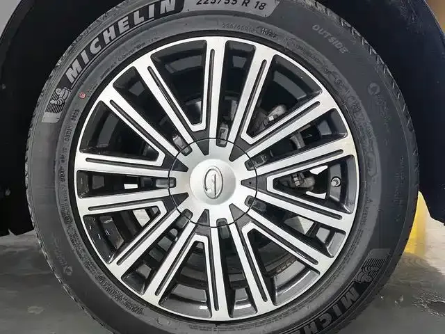 GAC Trumpchi M8 Trumpchi M8 2021 Lead Show Series 390T Extreme Edition 2022 — миниатюра 5