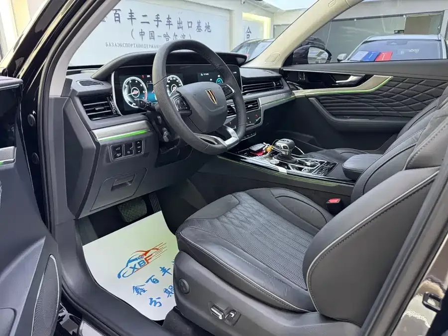 Hongqi HS5 Hongqi HS5 2022 facelift 2.0T Zhilian Qixiang four-wheel drive version 2023 — миниатюра 4