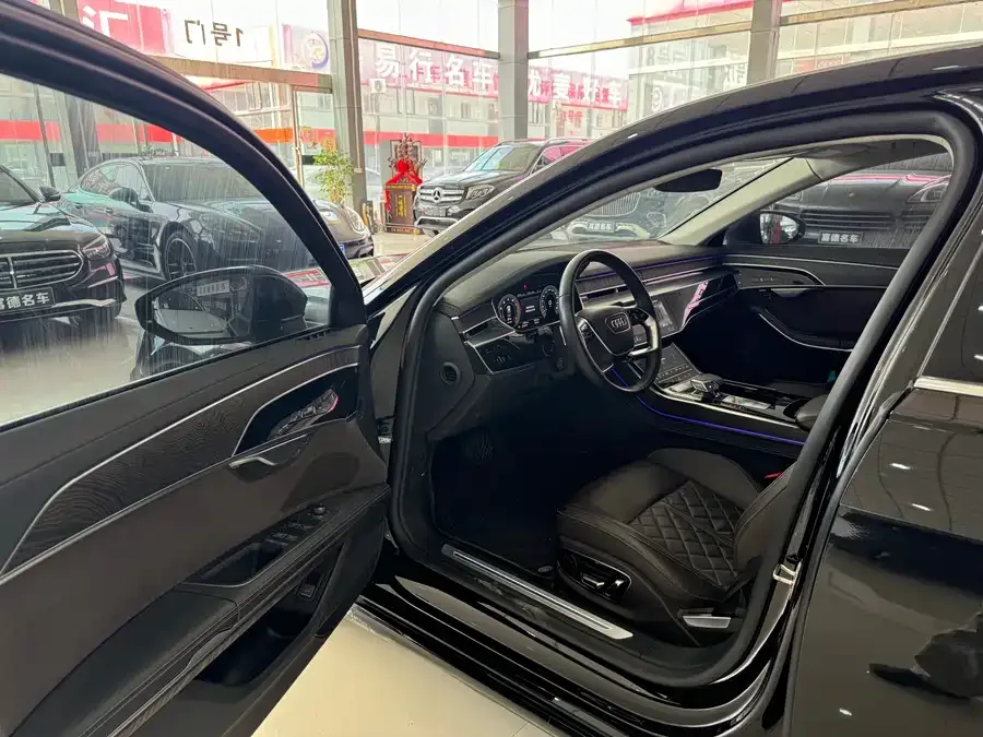 Audi A8 2023 A8L 50 TFSI quattro Premium Edition 2023 — миниатюра 3