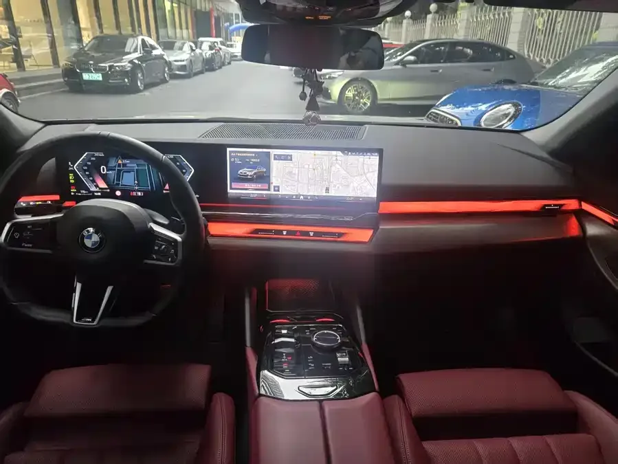 BMW 5 Series BMW 5 Series (Imported) 2024 525i M Sports Package 2025 — миниатюра 2