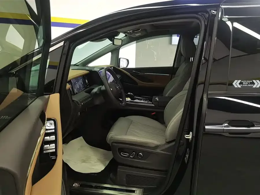 GAC Trumpchi M8 Trumpchi M8 2024 Master Series 400T Supreme Edition 2023 — миниатюра 3