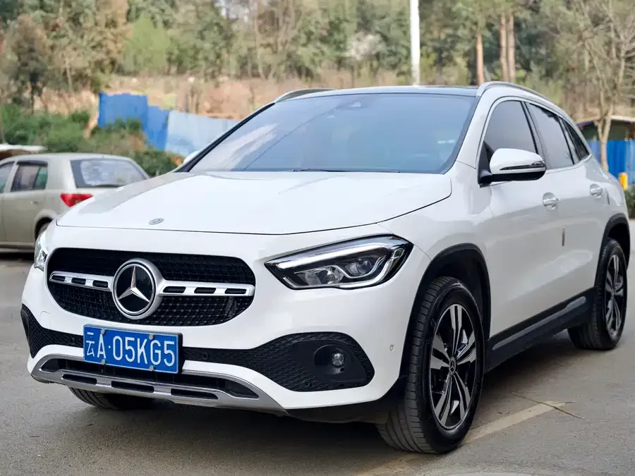 Mercedes-Benz GLA 2023