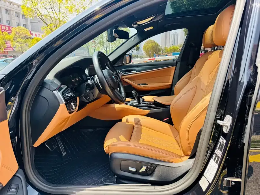 BMW 5 Series BMW 5 Series (Imported) 2022 530i M Sport Package 2022 — миниатюра 3