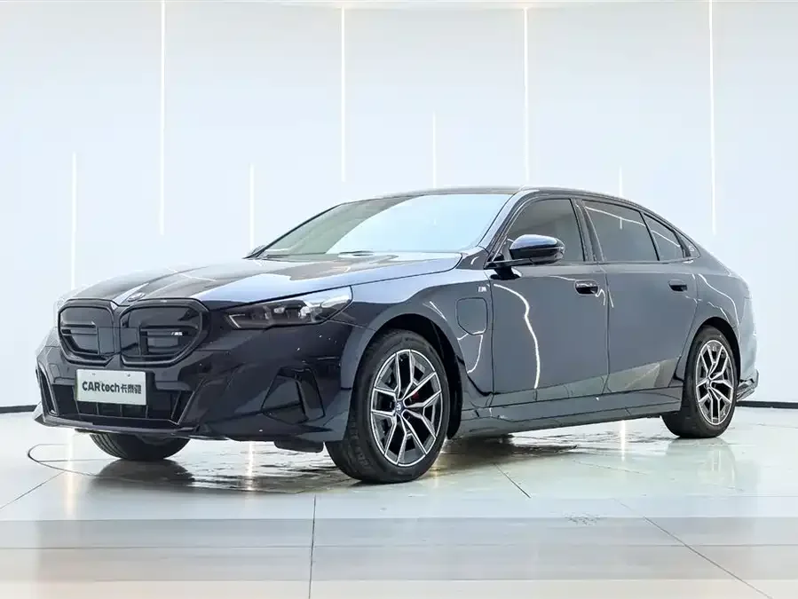 BMW i5 2025
