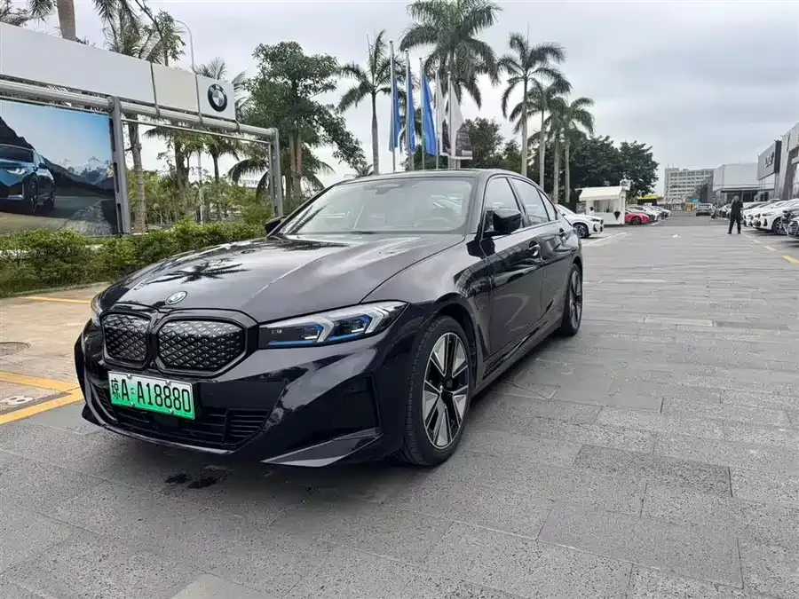 BMW i3 2024