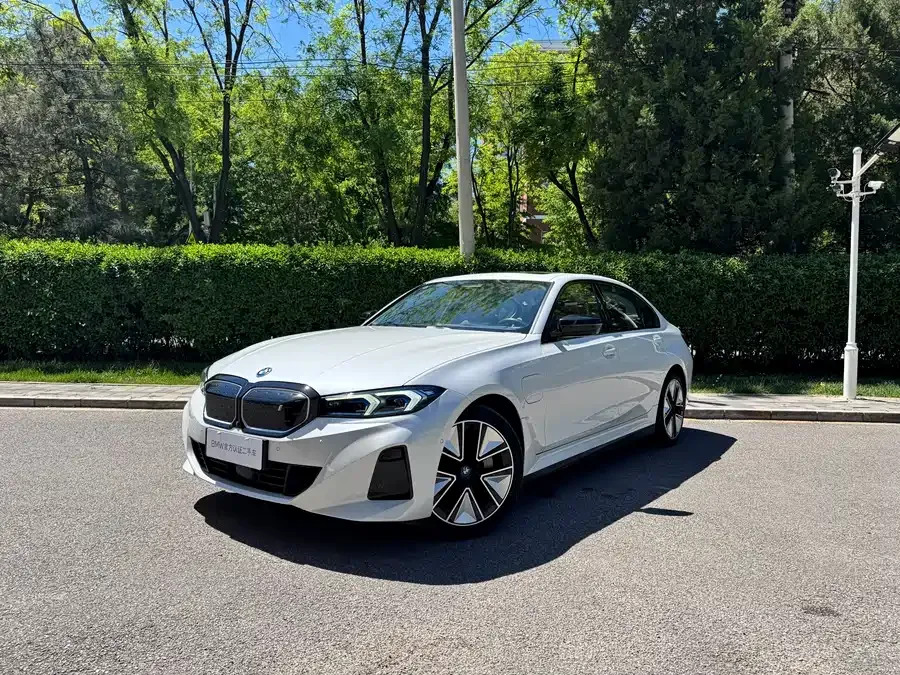 BMW i3 2023