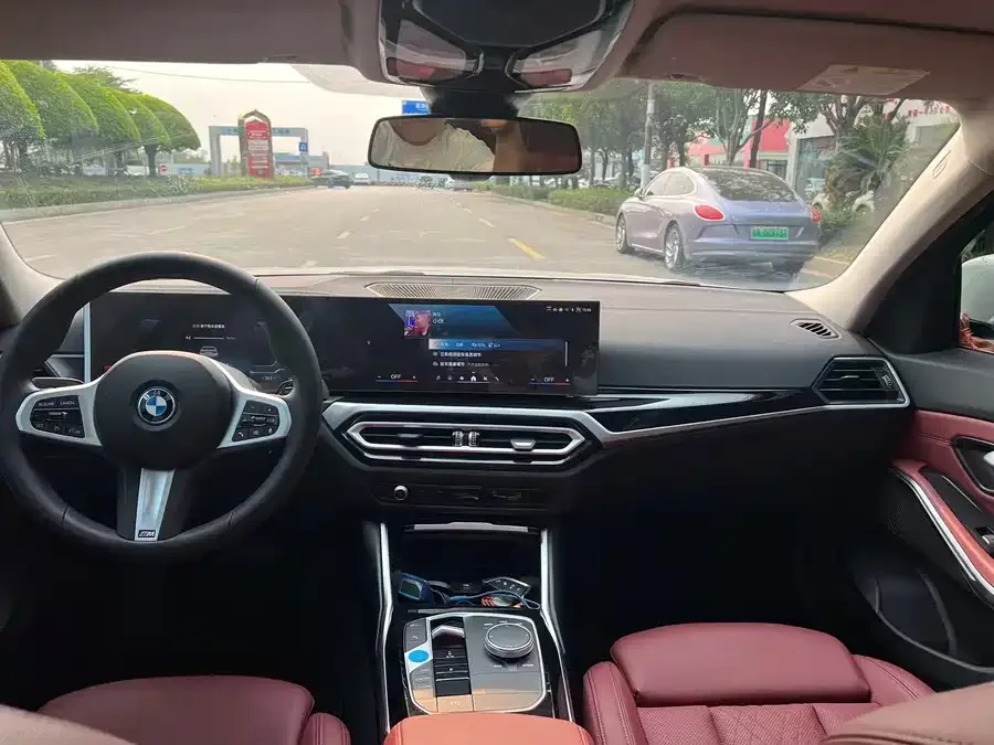 BMW i3 2024 eDrive 35 L 2023 — миниатюра 5
