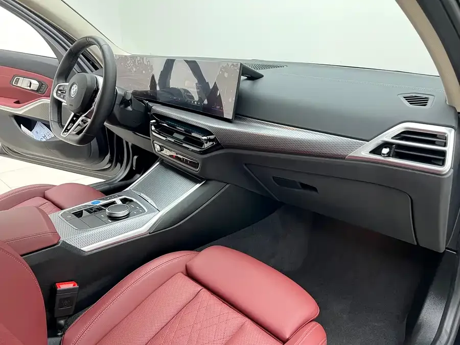 BMW i3 2024 eDrive 40 L Night Edition 2024 — миниатюра 5