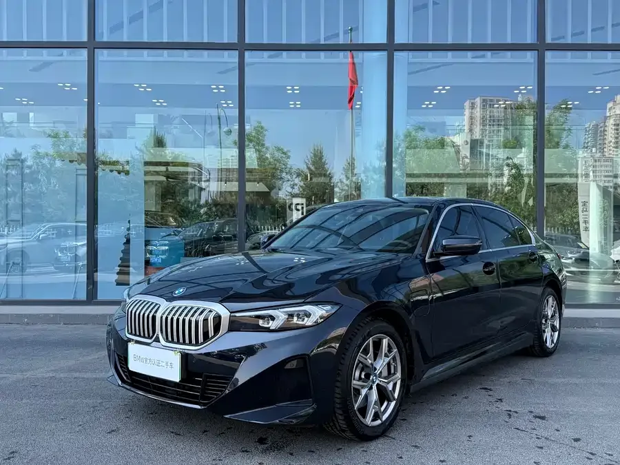 BMW i3 2024