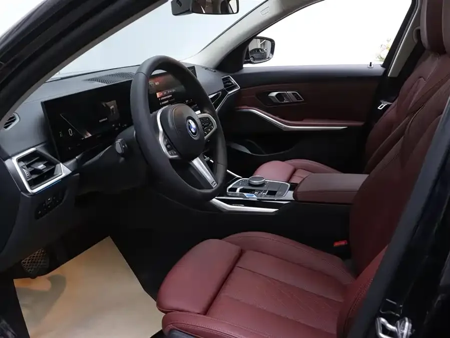 BMW i3 2024 eDrive 35 L 2023 — миниатюра 4