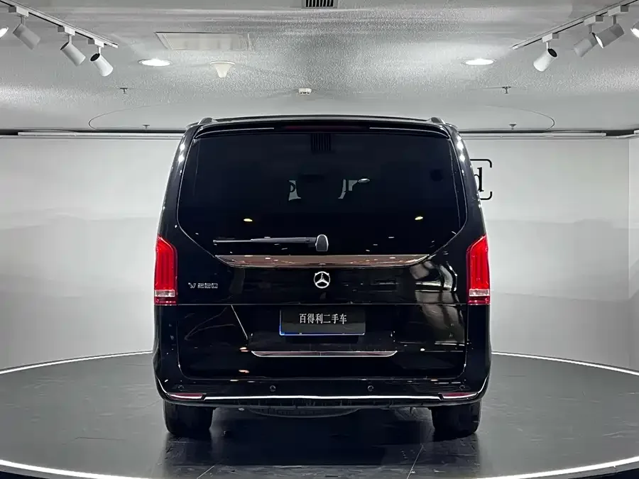 Mercedes-Benz Class V Mercedes-Benz V-Class 2022 V 260 Premium Edition 2023 — миниатюра 2