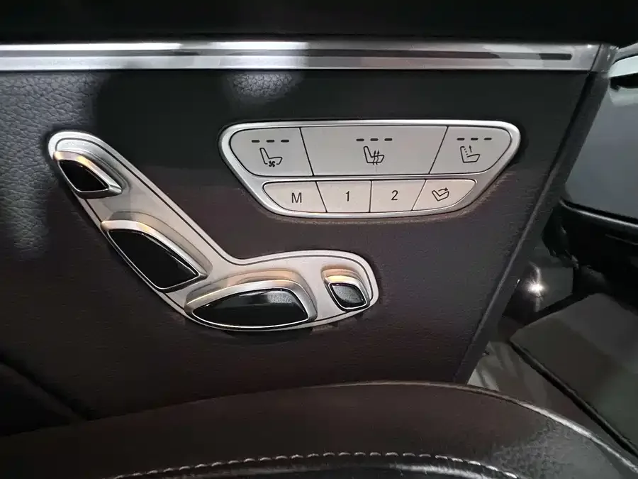 Mercedes-Benz Class V Mercedes-Benz V-Class 2022 V 260 Premium Edition 2023 — миниатюра 3