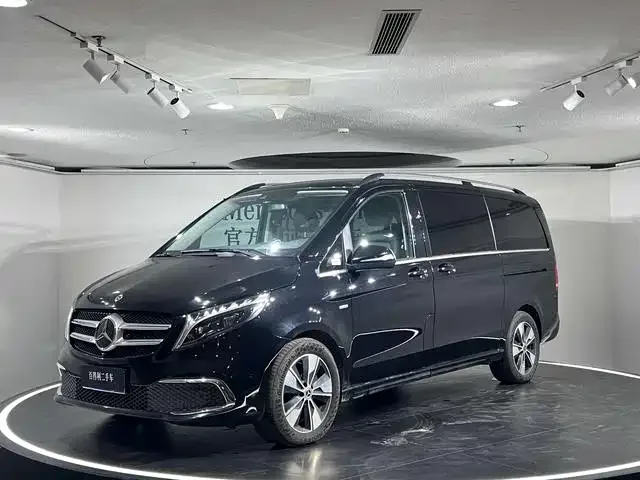 Mercedes-Benz Class V 2023