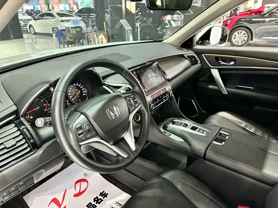 Honda Avancier 2023 Crown Road 370TURBO 2WD Luxury Edition 2023 — миниатюра 2