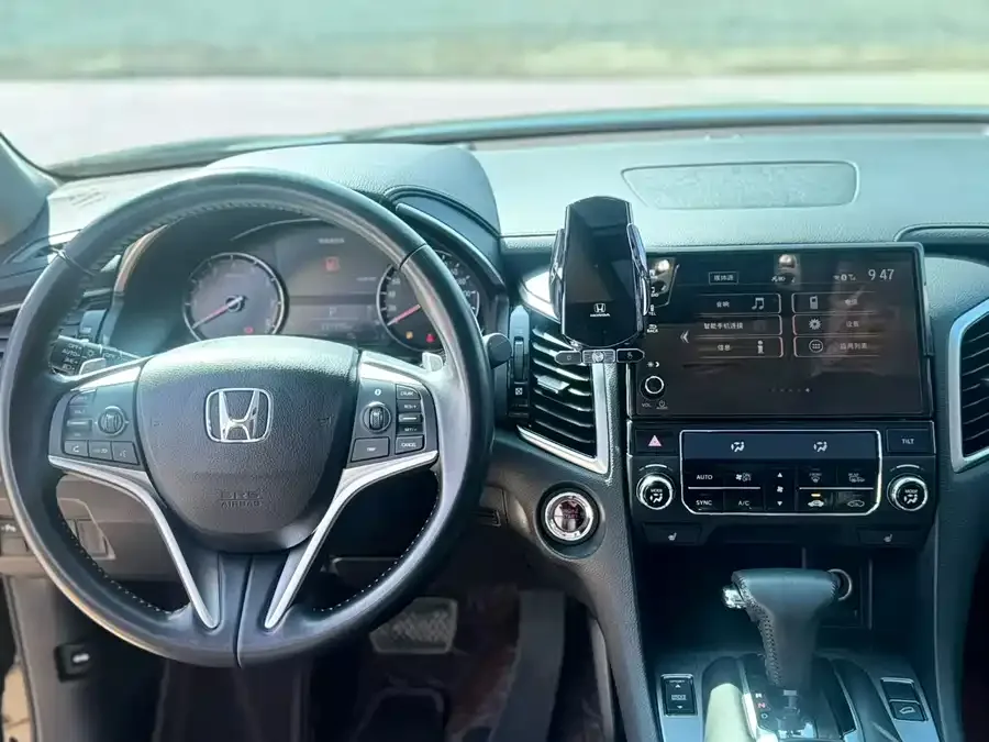 Honda Avancier 2020 Crown Road 240TURBO 2WD Smart Edition 2022 — миниатюра 5