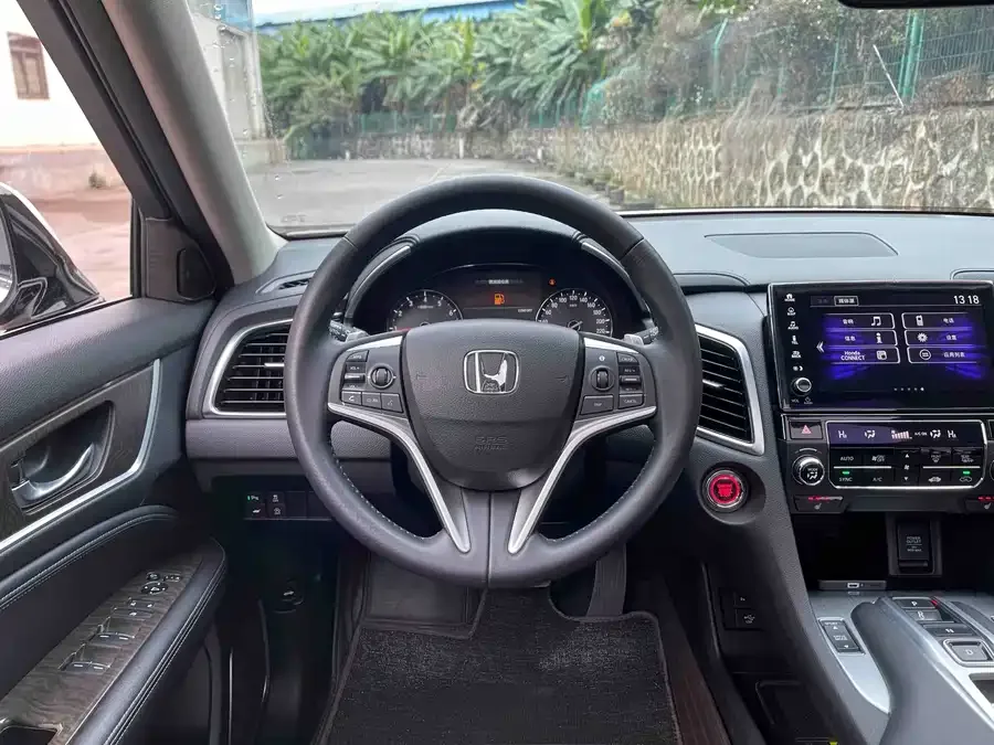Honda Avancier 2020 Crown Road 370TURBO 4WD Premium Edition 2022 — миниатюра 5