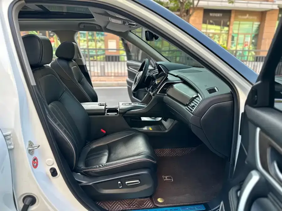 Honda Avancier 2020 Crown Road 370TURBO 4WD Premium Edition 2022 — миниатюра 3