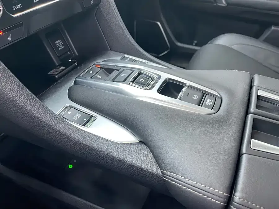 Honda Avancier 2020 Crown Road 370TURBO 4WD Premium Edition 2023 — миниатюра 4
