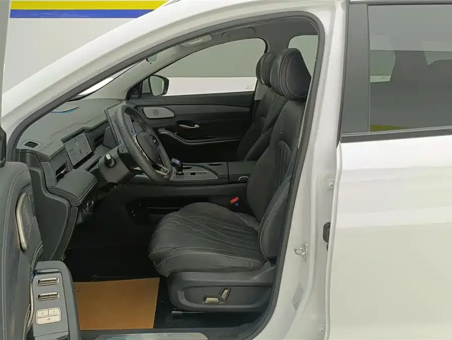 Jetour L9 Jetour Shanhai L9 2024 1.5TD 2DHT Pro 7 Seaters 2024 — миниатюра 3