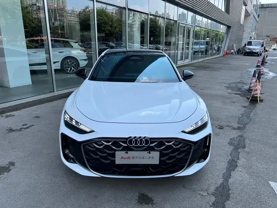 Audi A5L Sportback 2026 TFSI 150kW Intelligent Quattro Model 2026 — миниатюра 4
