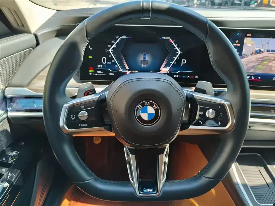 BMW 7 Series BMW 7 Series 2023 735Li M Sport Package 2025 — миниатюра 3