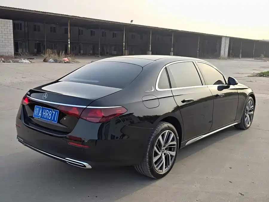 Mercedes-Benz E-Class Mercedes-Benz E-Class 2025 E 300 L Fashion Edition 2025 — миниатюра 4