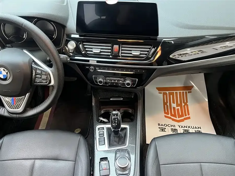 BMW 1 Series BMW 1 Series 2021 120i M Sport Edition 2022 — миниатюра 3
