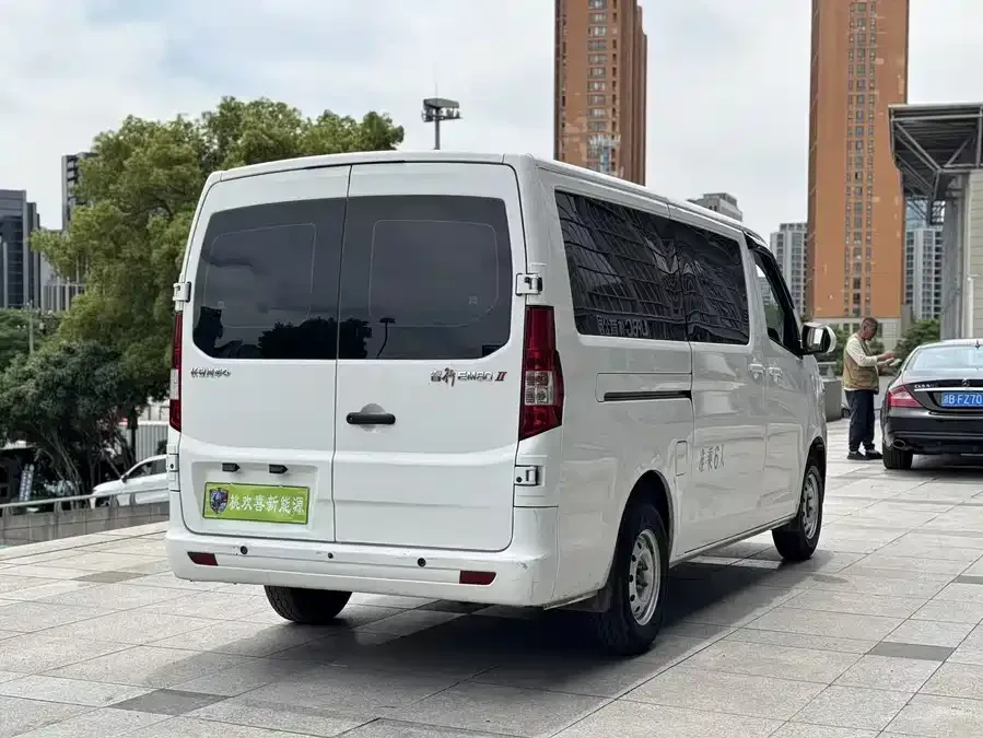 Changan Kaicene Changan Ruixing EM80 Changan Ruixing EM80 2025 Passenger Edition Comfortable 6 Seaters 300km Double Door 2025 — миниатюра 3