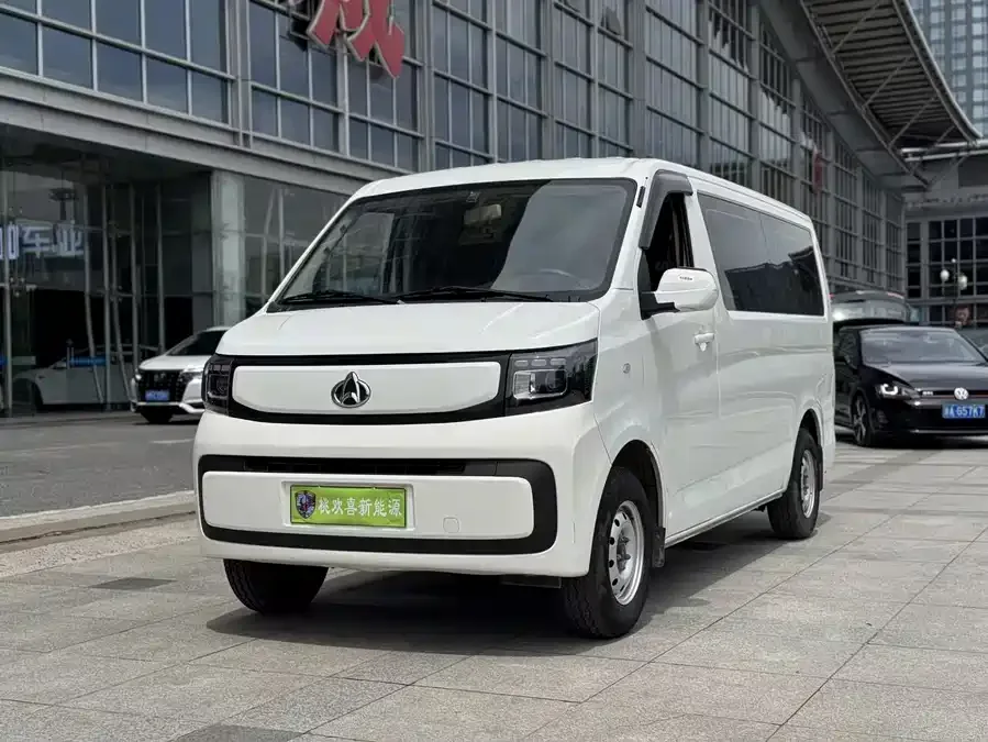 Changan Kaicene Changan Ruixing EM80 2025