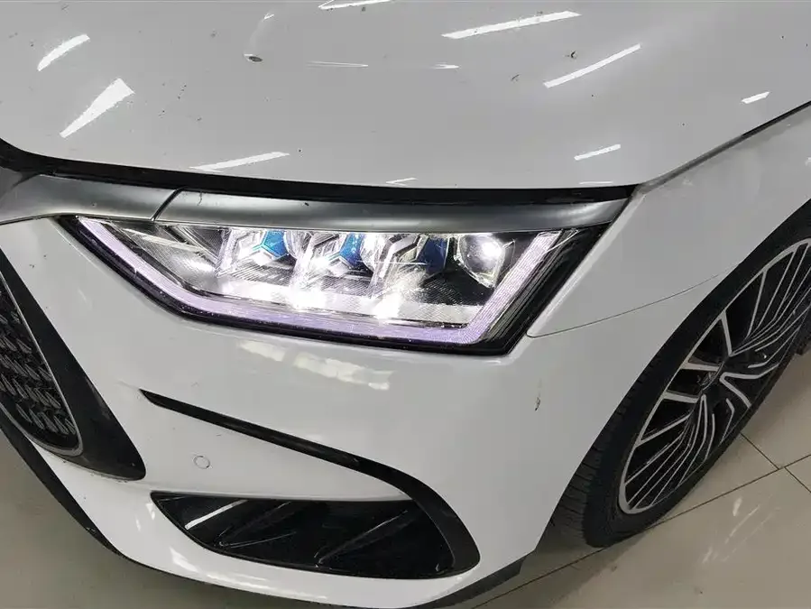BYD Second-hand Han 2022 DM-i 121KM Premium Edition 2023 — миниатюра 2