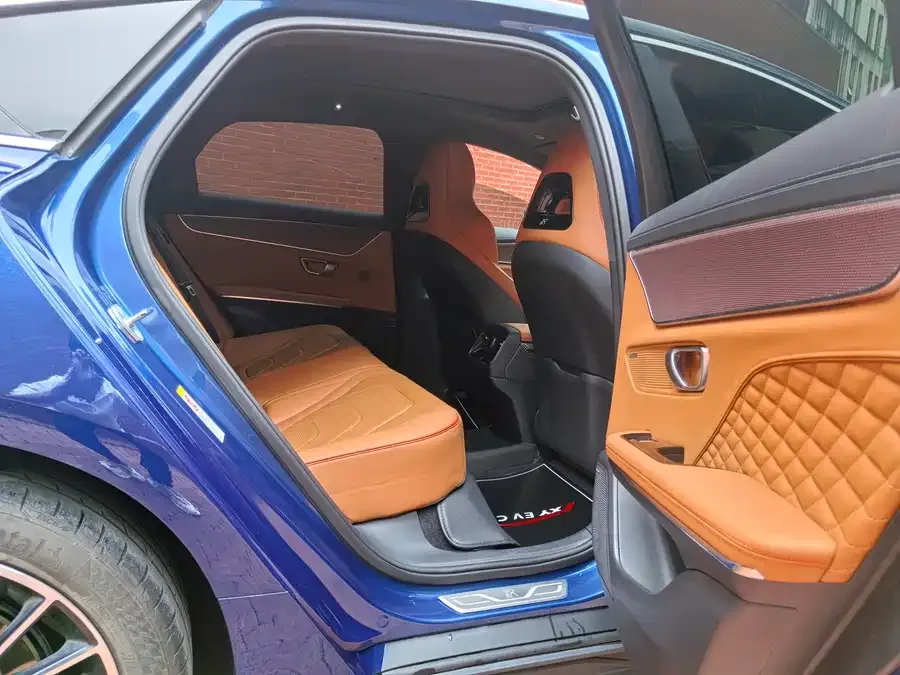 BYD Second-hand Han 2022 DM-i 121KM Premium Edition 2022 — миниатюра 4