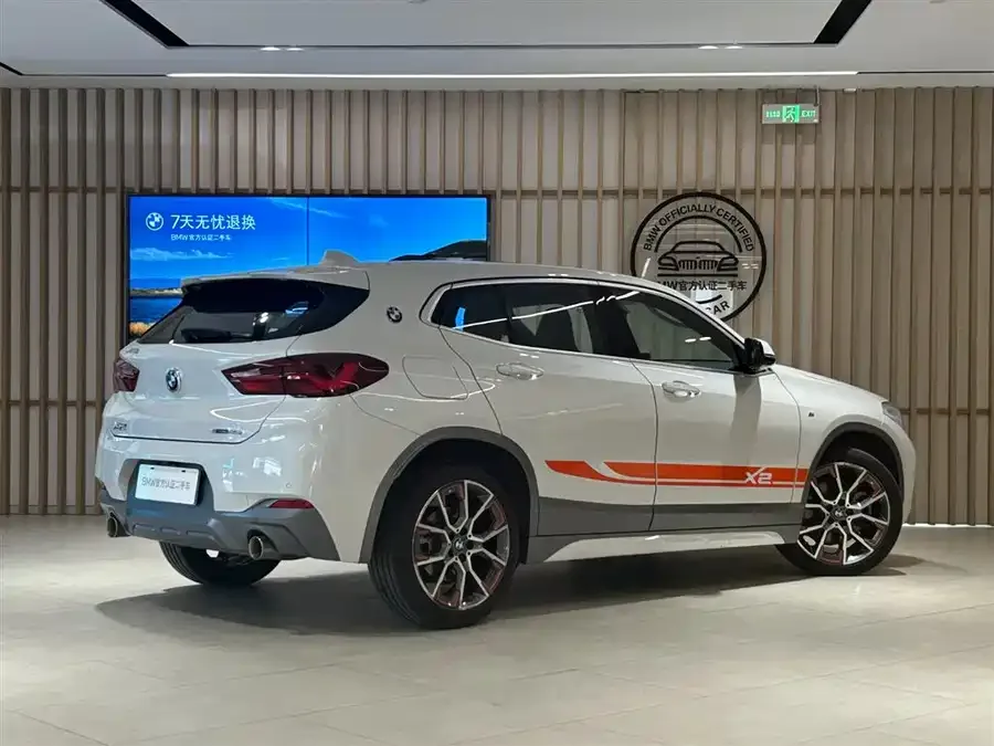 BMW X2 2022 sDrive25i M Off-Road Package 2022 — миниатюра 4