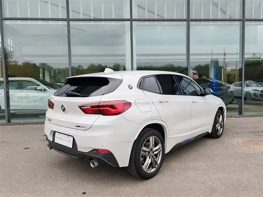 BMW X2 2021 facelift sDrive25i M Sport package 2022 — миниатюра 2